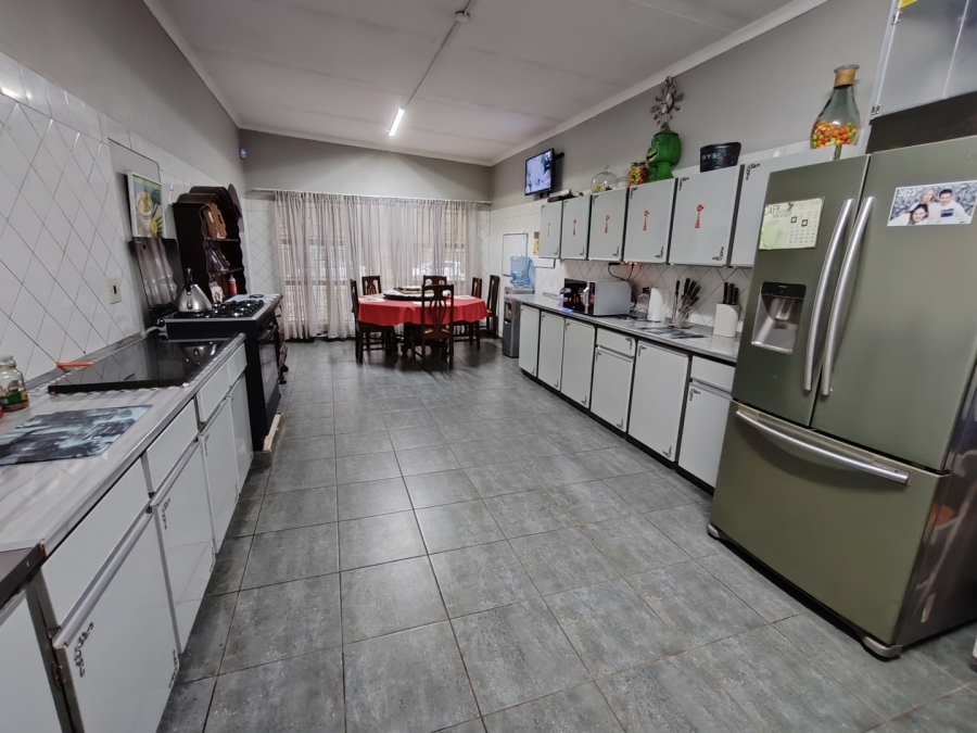 4 Bedroom Property for Sale in Potchefstroom North West